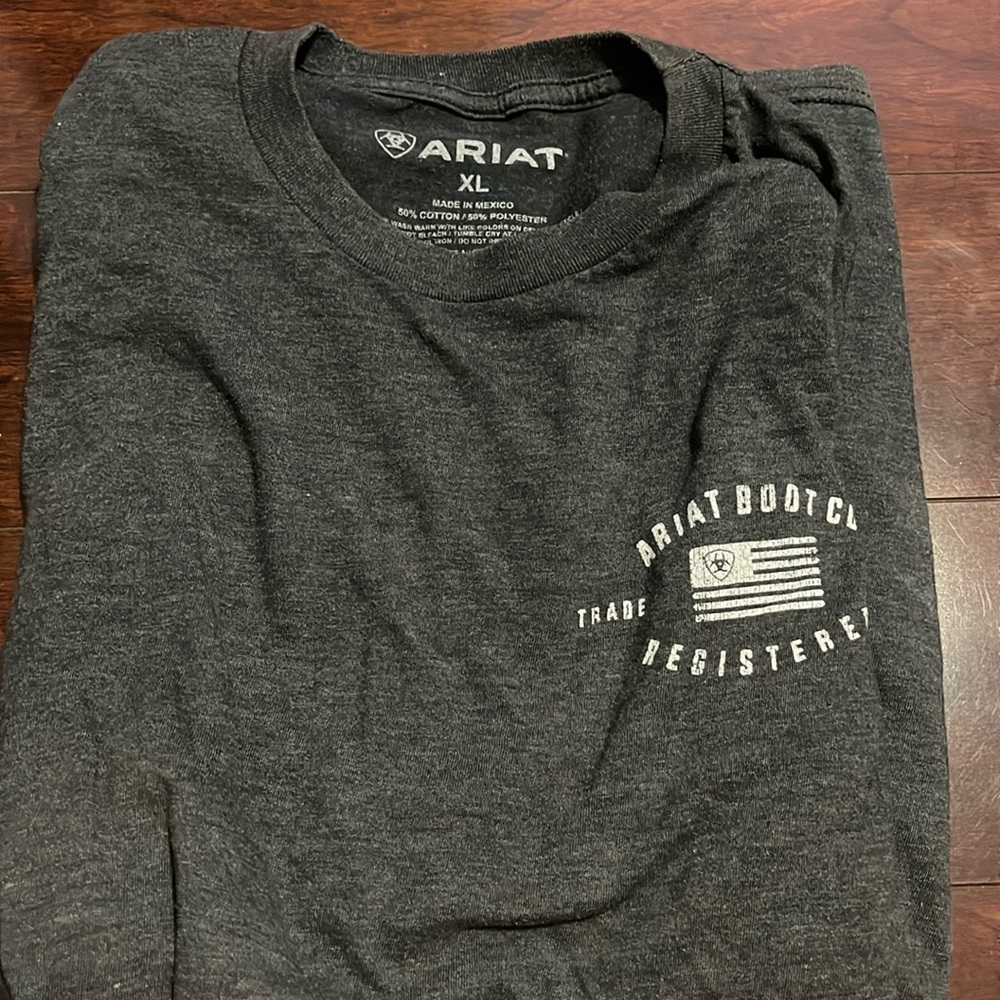 Ariat XL, gray charcoal, short sleeve